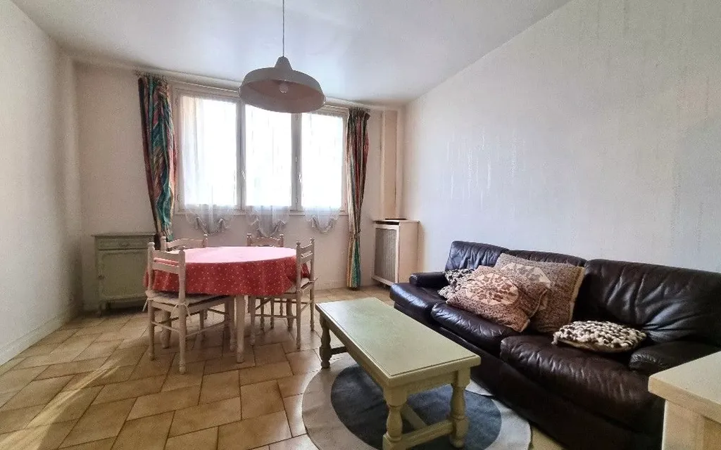 Achat appartement à vendre 2 pièces 48 m² - Ivry-sur-Seine