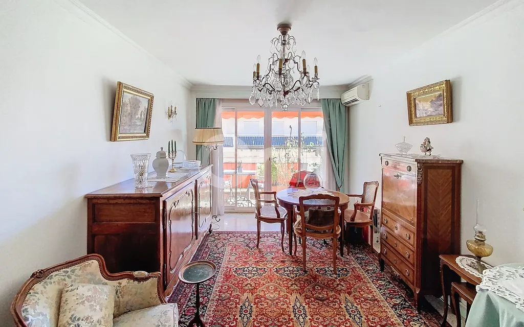 Achat appartement à vendre 3 pièces 72 m² - Antibes