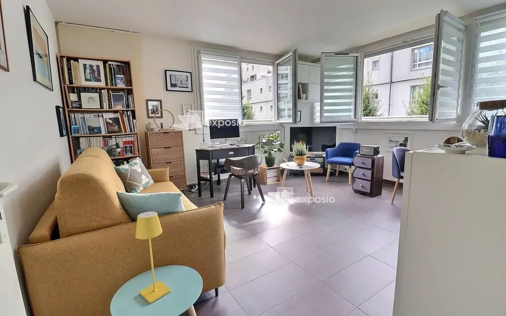 Achat studio à vendre 31 m² - Paris 20ème arrondissement