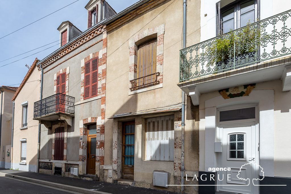 Achat maison à vendre 4 chambres 144 m² - Vichy