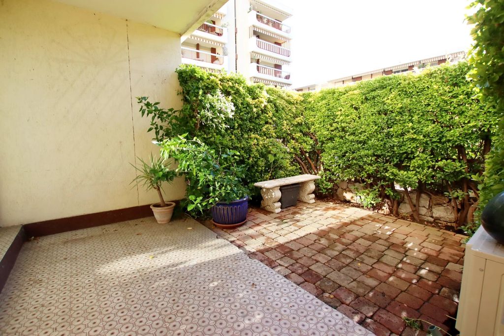 Achat appartement à vendre 2 pièces 55 m² - Nice