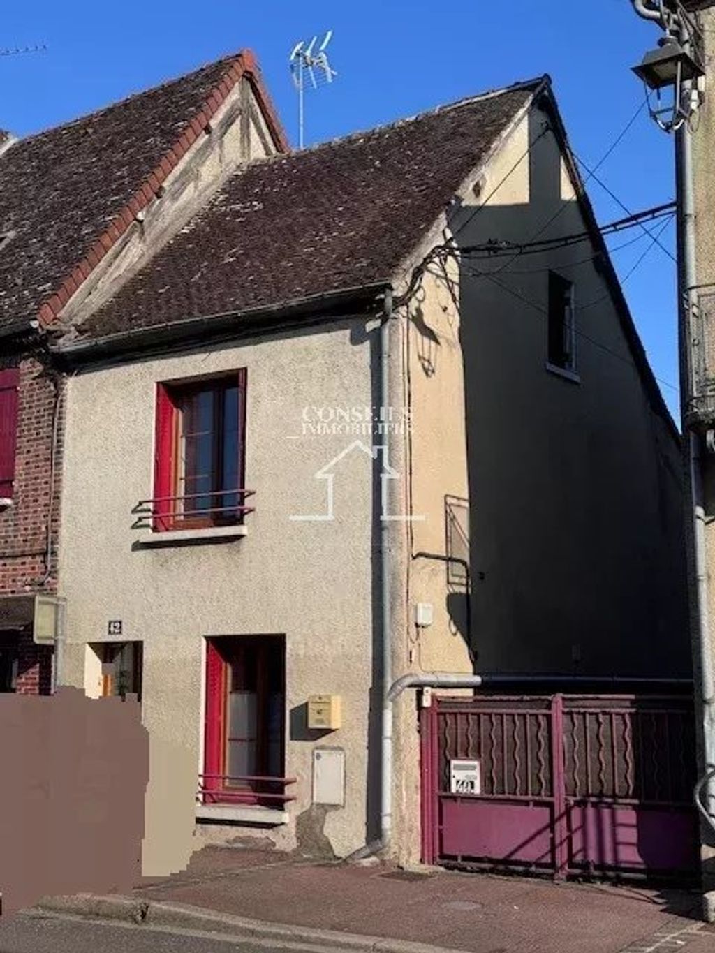 Achat maison à vendre 3 chambres 78 m² - Villeneuve-sur-Yonne