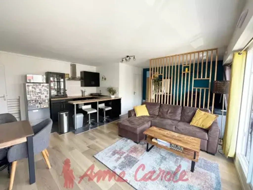 Achat appartement à vendre 2 pièces 49 m² - Saint-Maurice