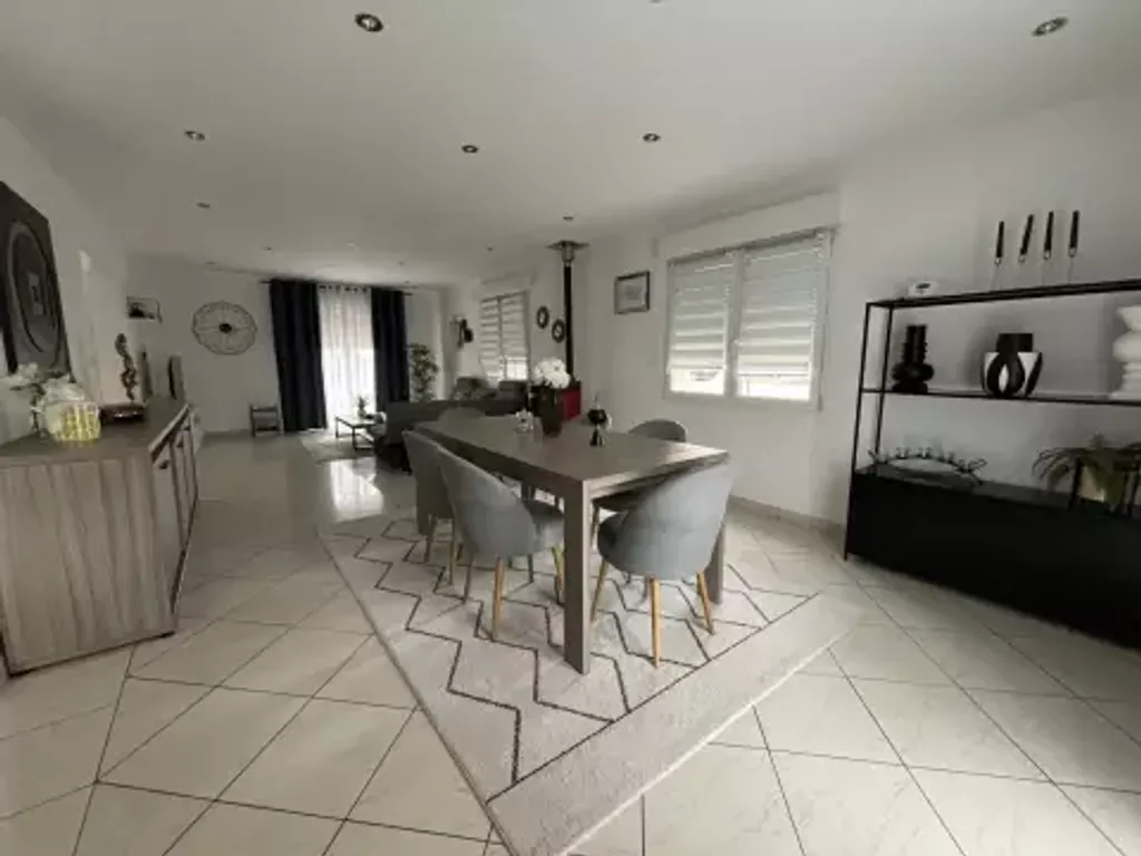 Achat maison à vendre 5 chambres 182 m² - Morhange