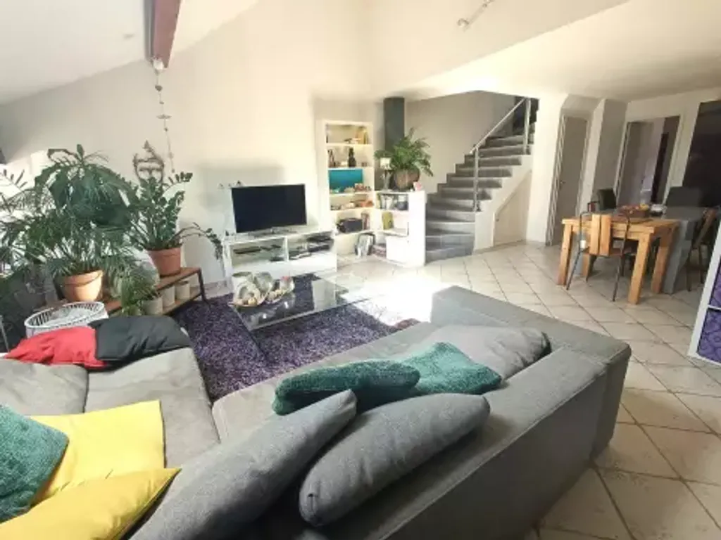 Achat appartement 4 pièce(s) Vétraz-Monthoux