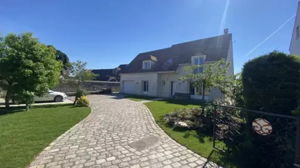 Achat maison à vendre 5 chambres 170 m² - Neauphle-le-Château