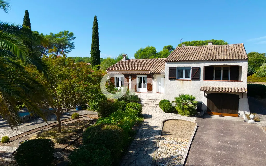 Achat maison à vendre 2 chambres 86 m² - Mougins