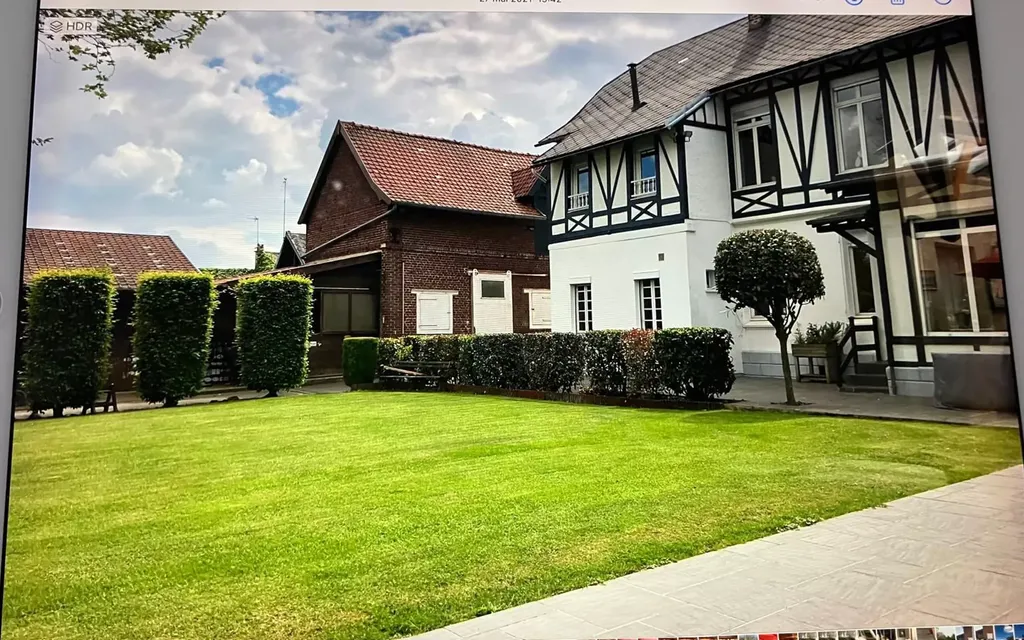 Achat maison à vendre 5 chambres 420 m² - Fresnoy-le-Grand