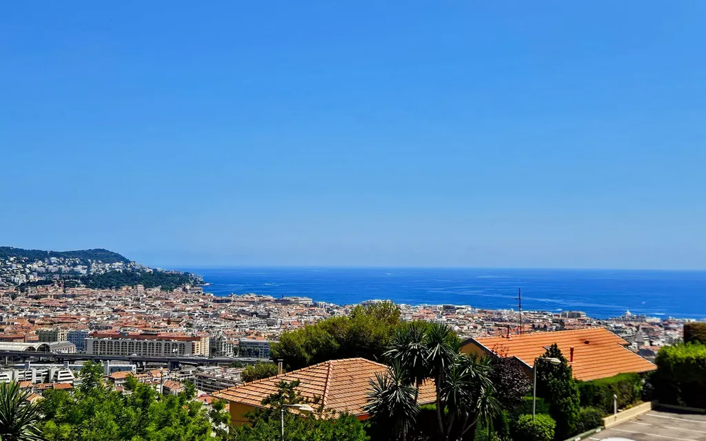 Achat appartement à vendre 3 pièces 87 m² - Nice