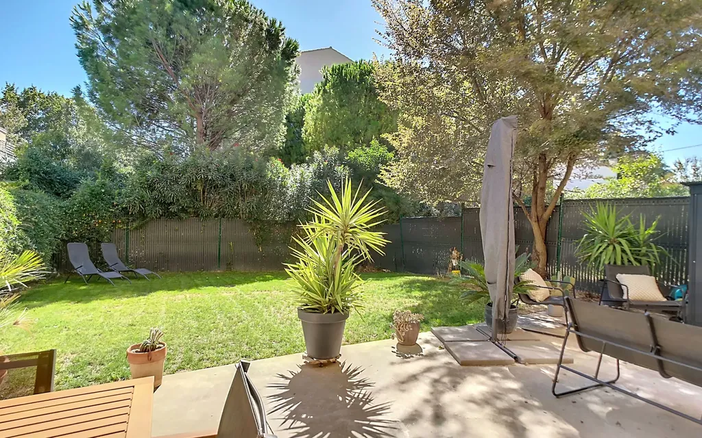 Achat appartement à vendre 2 pièces 52 m² - Avignon