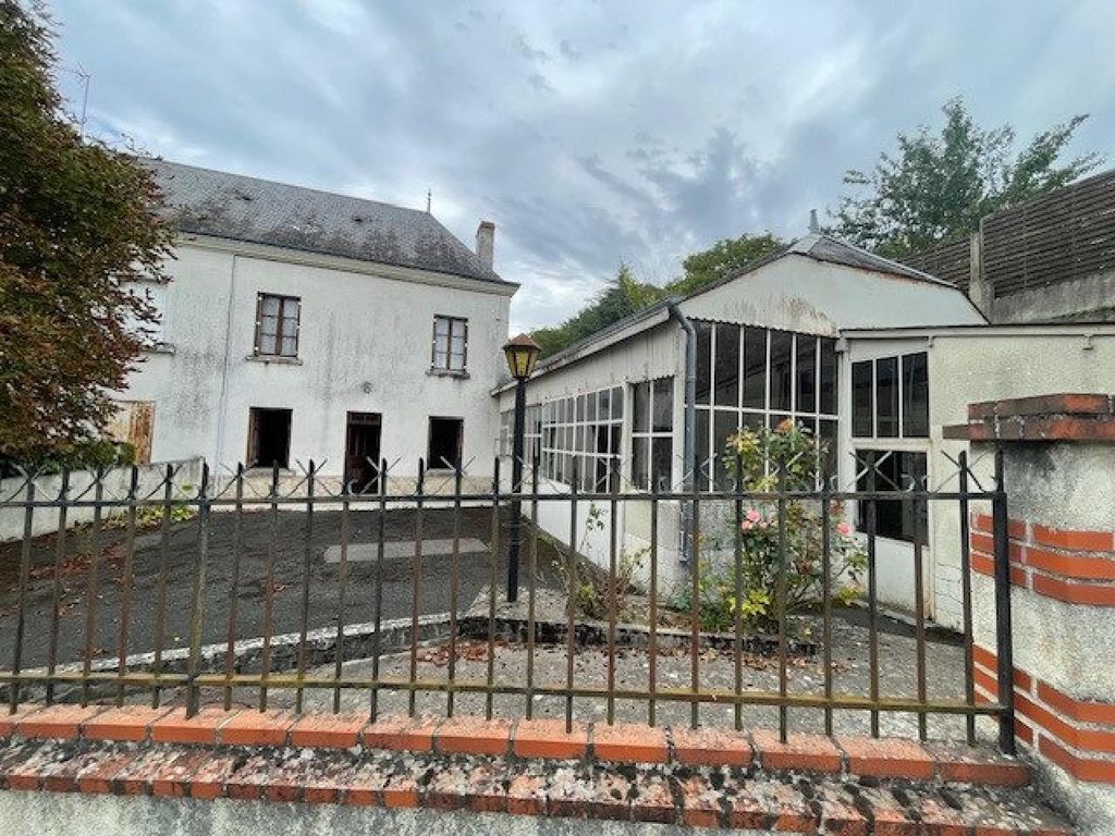 Achat maison à vendre 2 chambres 107 m² - Saint-Aignan