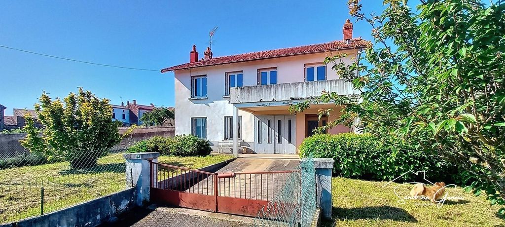 Achat maison à vendre 3 chambres 93 m² - Auzat-la-Combelle