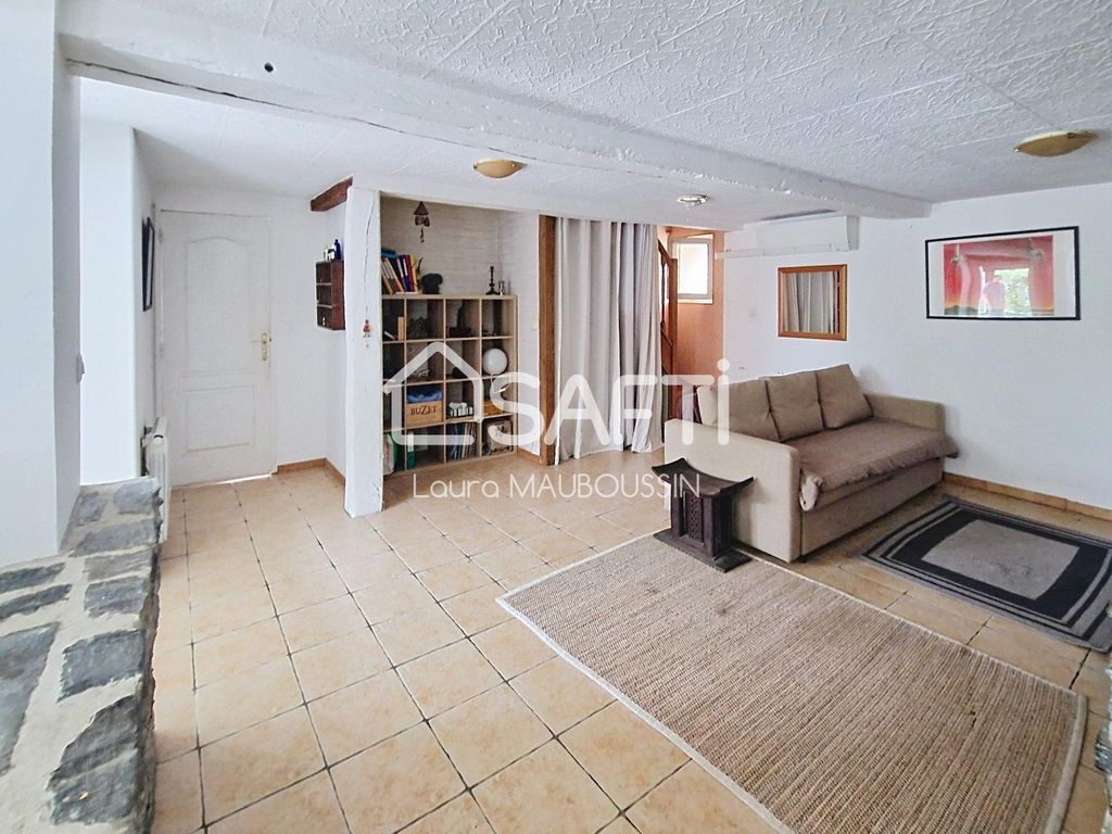 Achat maison à vendre 3 chambres 148 m² - Petit-Auverné