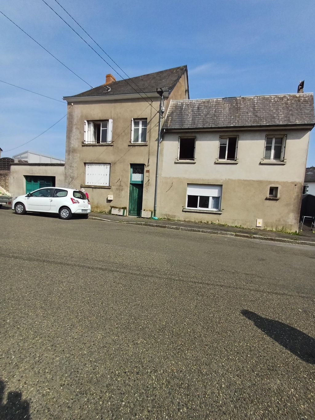 Achat maison à vendre 3 chambres 76 m² - Mayenne