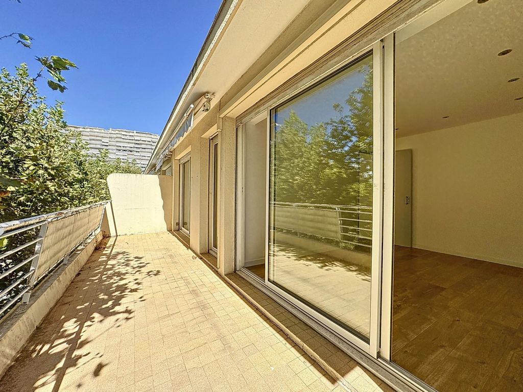 Achat appartement à vendre 3 pièces 65 m² - Cannes