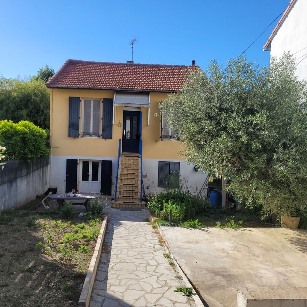 Achat maison à vendre 3 chambres 90 m² - Alès