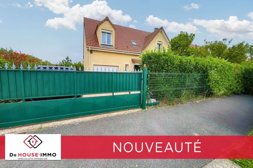 Achat maison à vendre 4 chambres 127 m² - Roissy-en-Brie