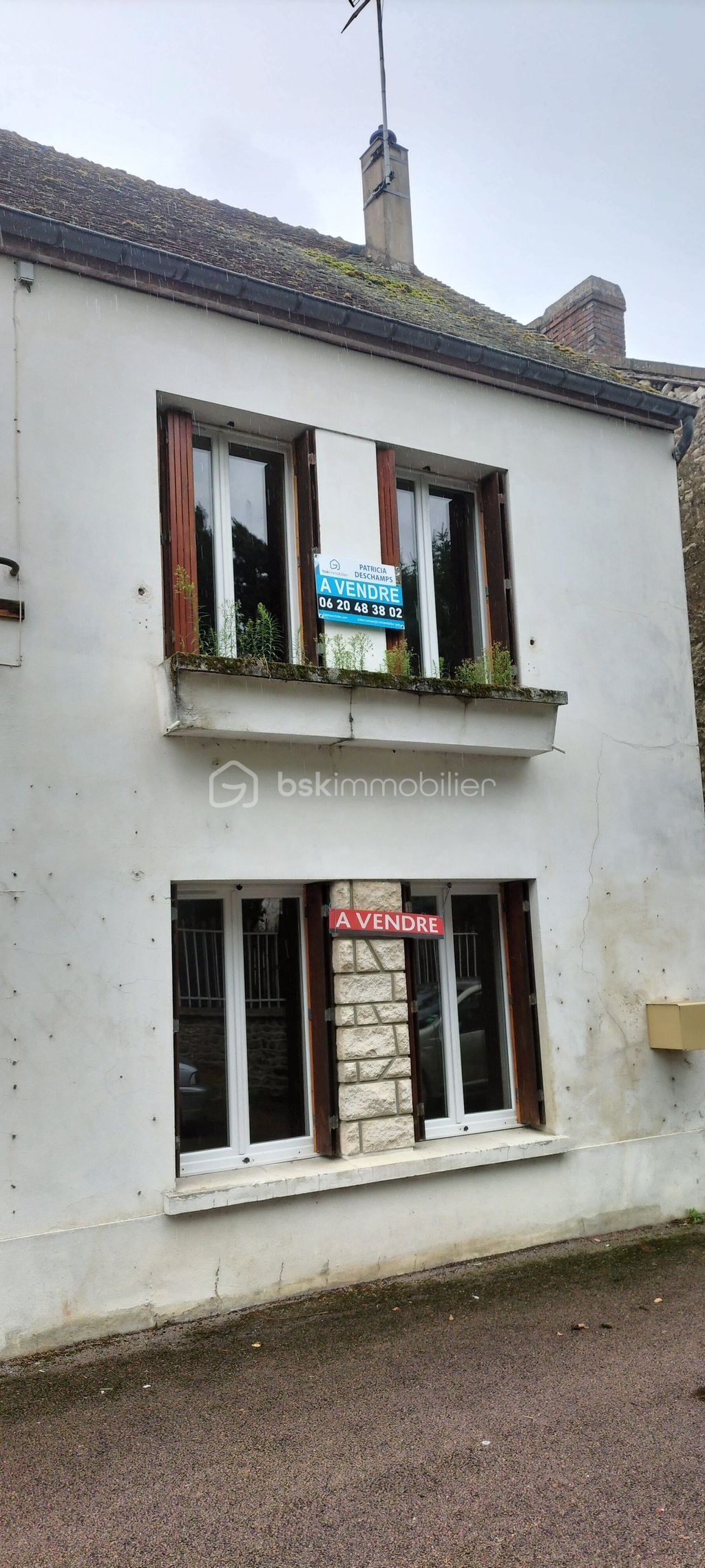 Achat maison à vendre 2 chambres 70 m² - Poilly-sur-Tholon