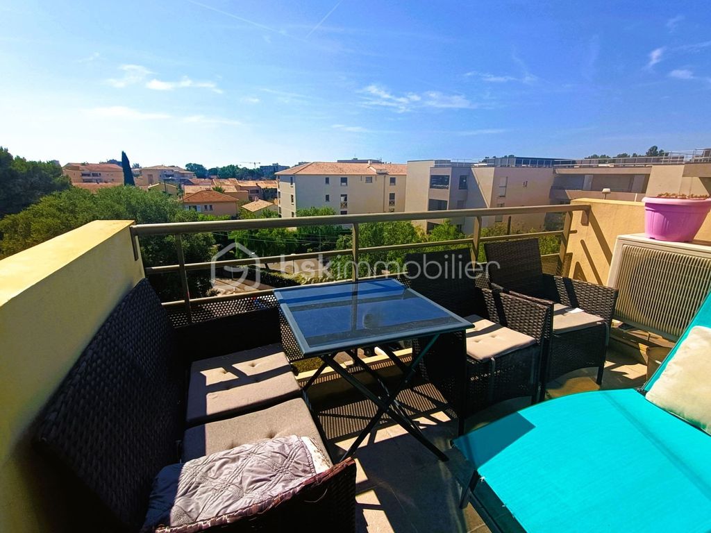 Achat appartement à vendre 4 pièces 83 m² - Fréjus