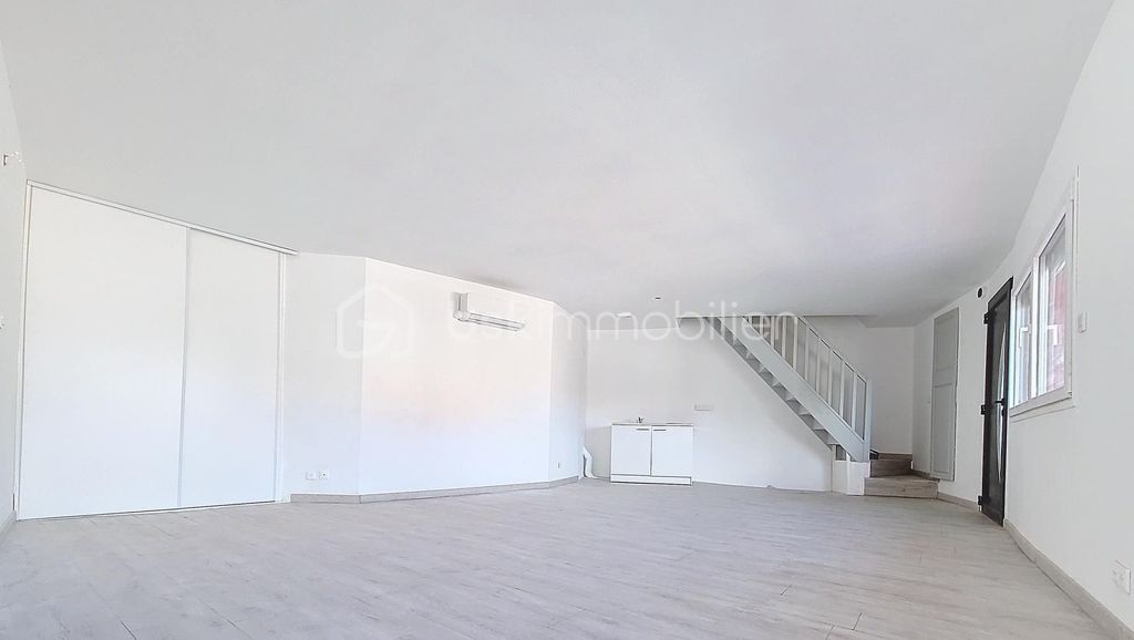 Achat maison à vendre 2 chambres 74 m² - Millas