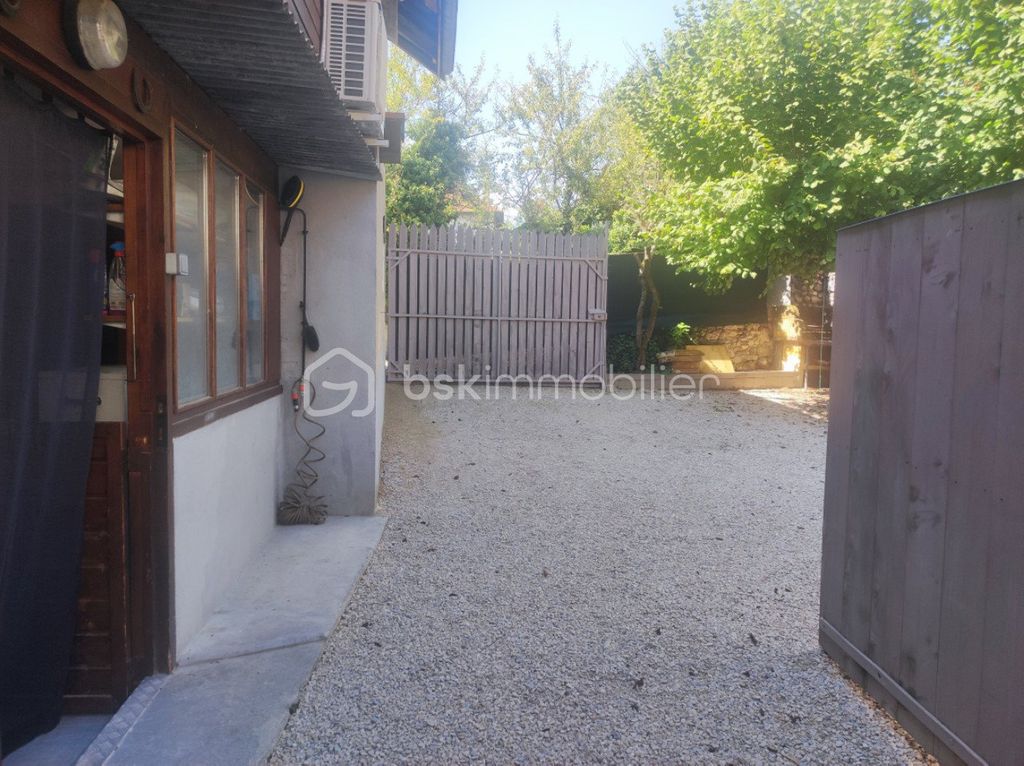 Achat maison à vendre 2 chambres 85 m² - La Murette