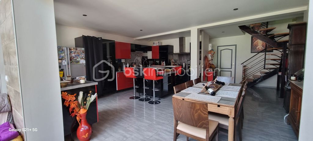 Achat maison à vendre 5 chambres 206 m² - Rives