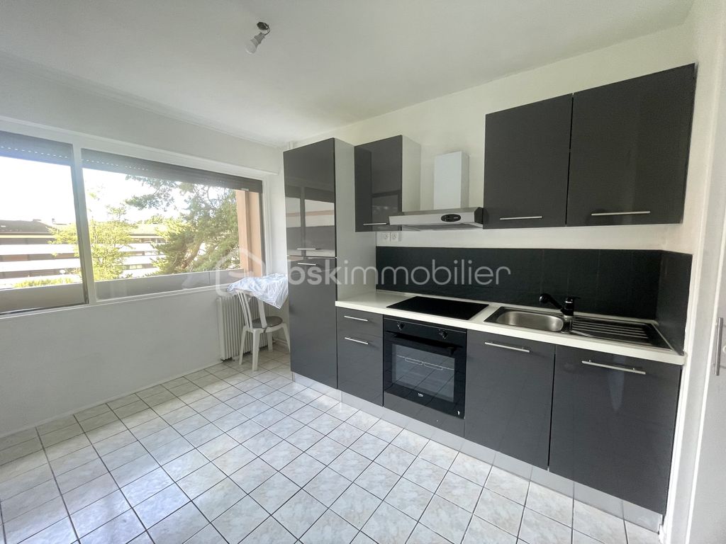 Achat appartement à vendre 5 pièces 93 m² - Montagny-les-Lanches