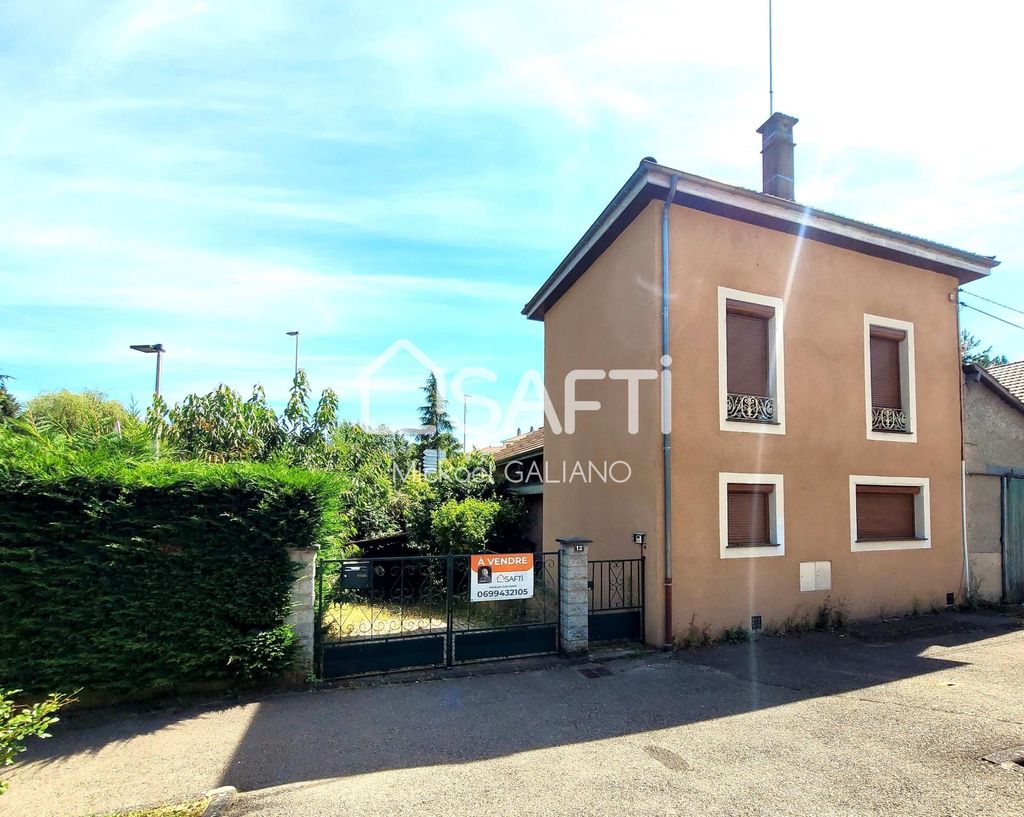 Achat maison à vendre 4 chambres 97 m² - Voiron