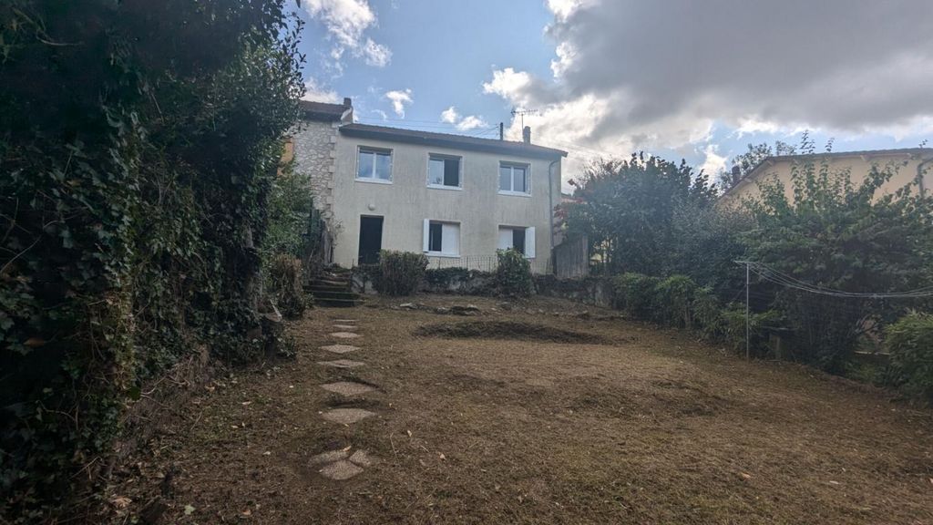 Achat maison à vendre 3 chambres 80 m² - Périgueux