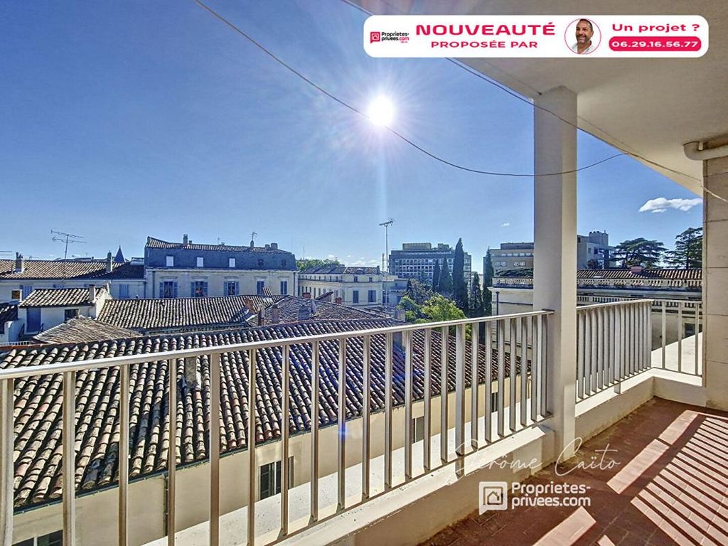 Achat appartement à vendre 5 pièces 128 m² - Nîmes