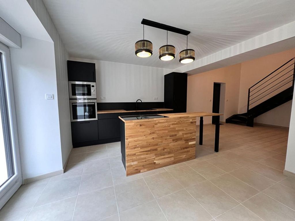 Achat maison à vendre 4 chambres 159 m² - Montboillon