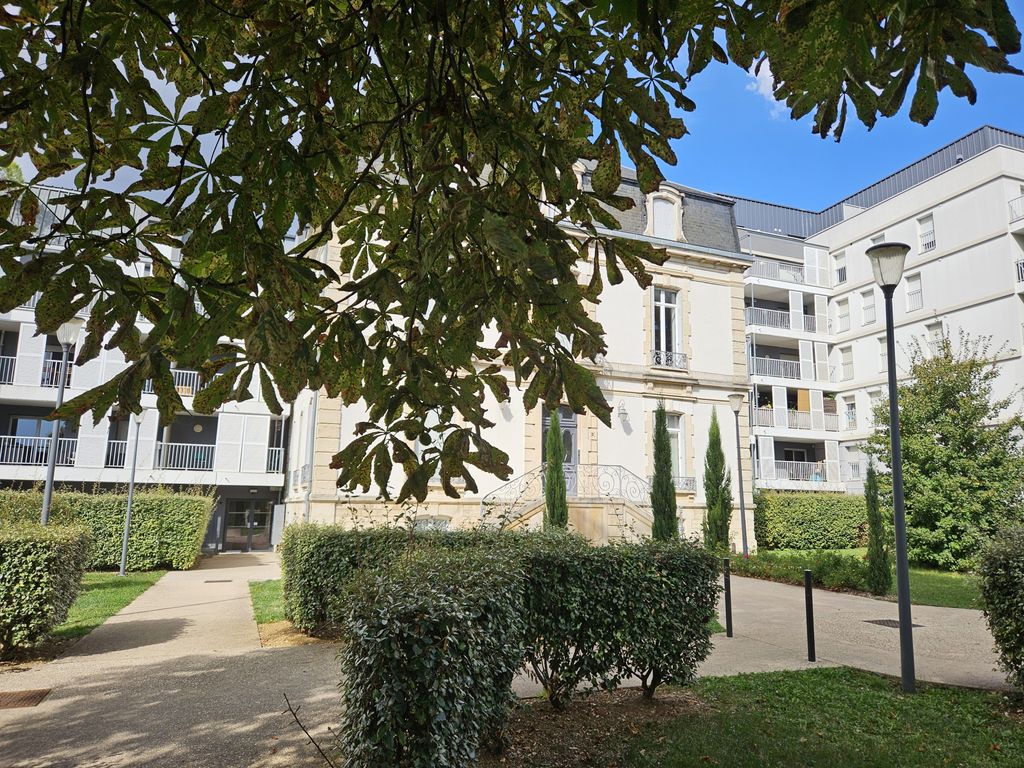 Achat appartement à vendre 2 pièces 40 m² - Y