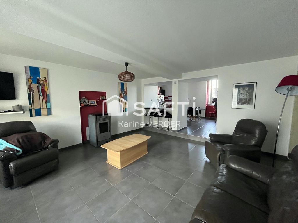 Achat maison à vendre 5 chambres 159 m² - Bazoges-en-Paillers