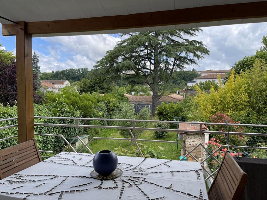 Achat maison à vendre 3 chambres 133 m² - Périgueux