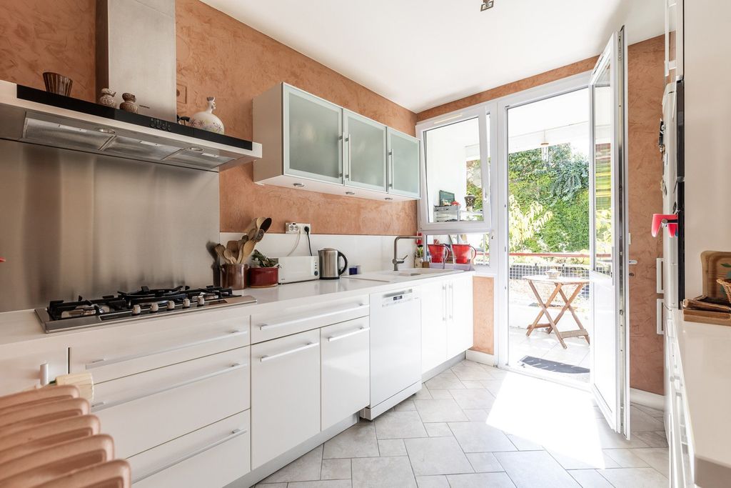 Achat appartement à vendre 3 pièces 69 m² - Bordeaux