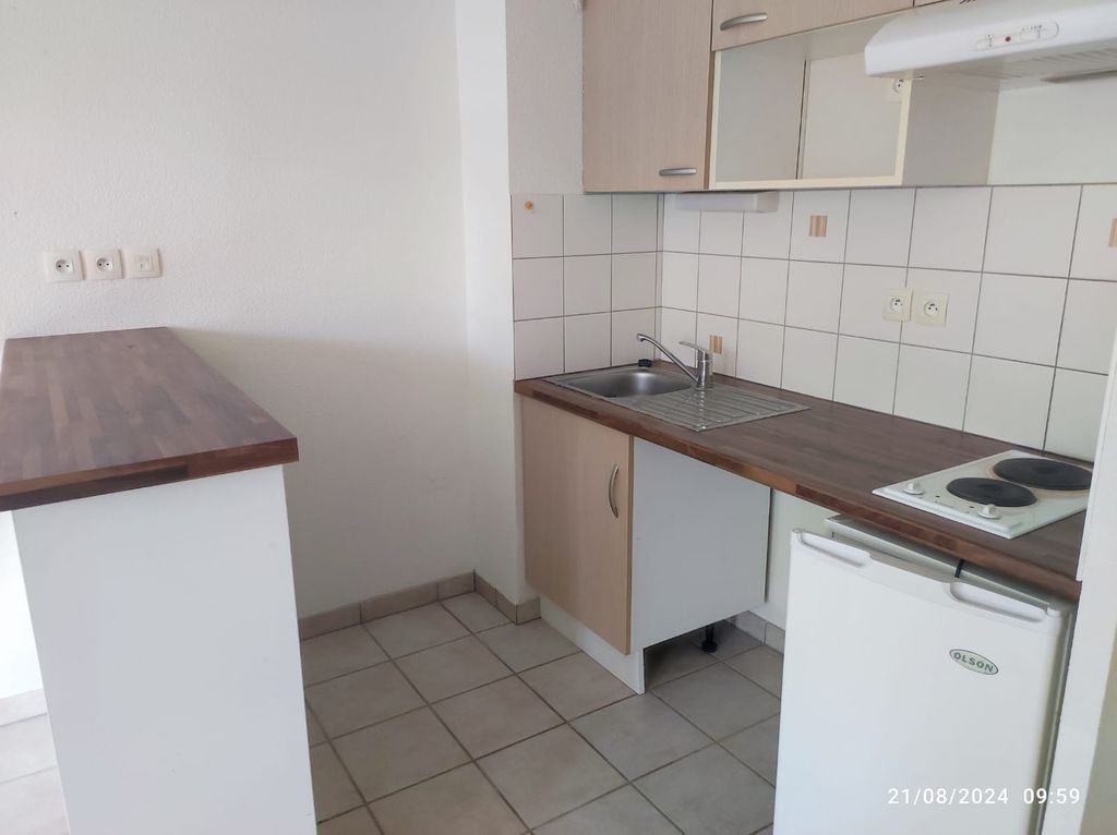 Achat studio à vendre 27 m² - Arpajon-sur-Cère