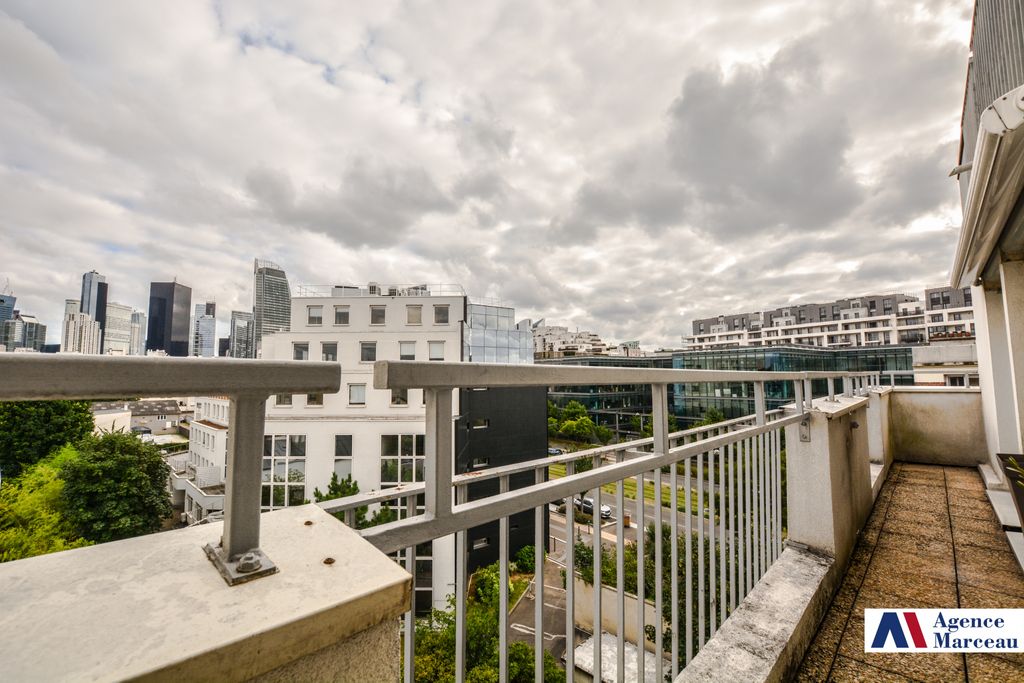 Achat appartement à vendre 3 pièces 65 m² - Courbevoie