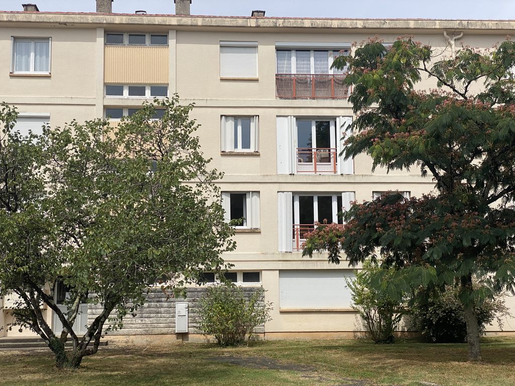 Achat appartement à vendre 4 pièces 74 m² - Saint-Astier