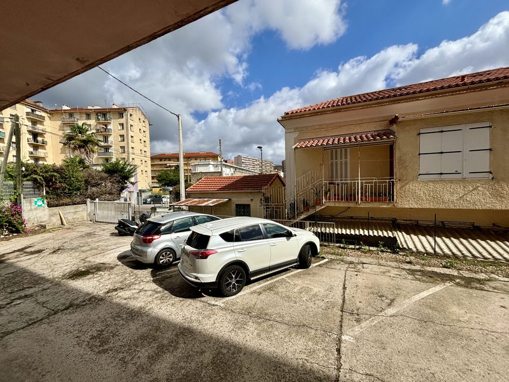 Achat appartement à vendre 3 pièces 57 m² - Ajaccio