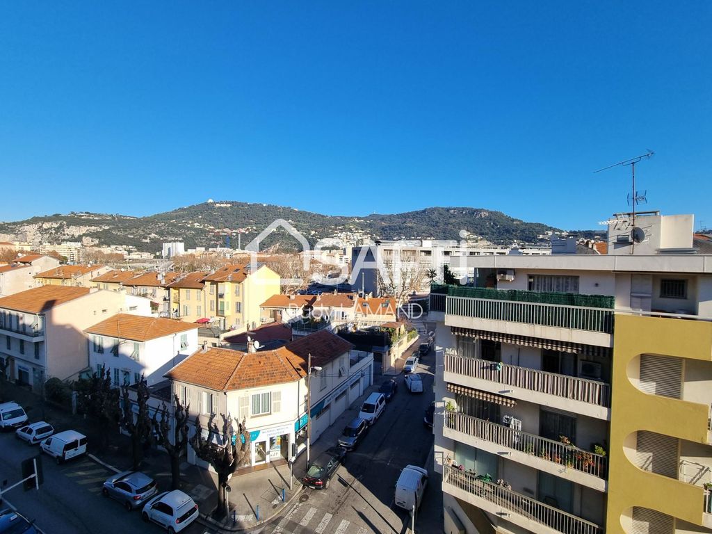 Achat appartement à vendre 2 pièces 57 m² - Nice