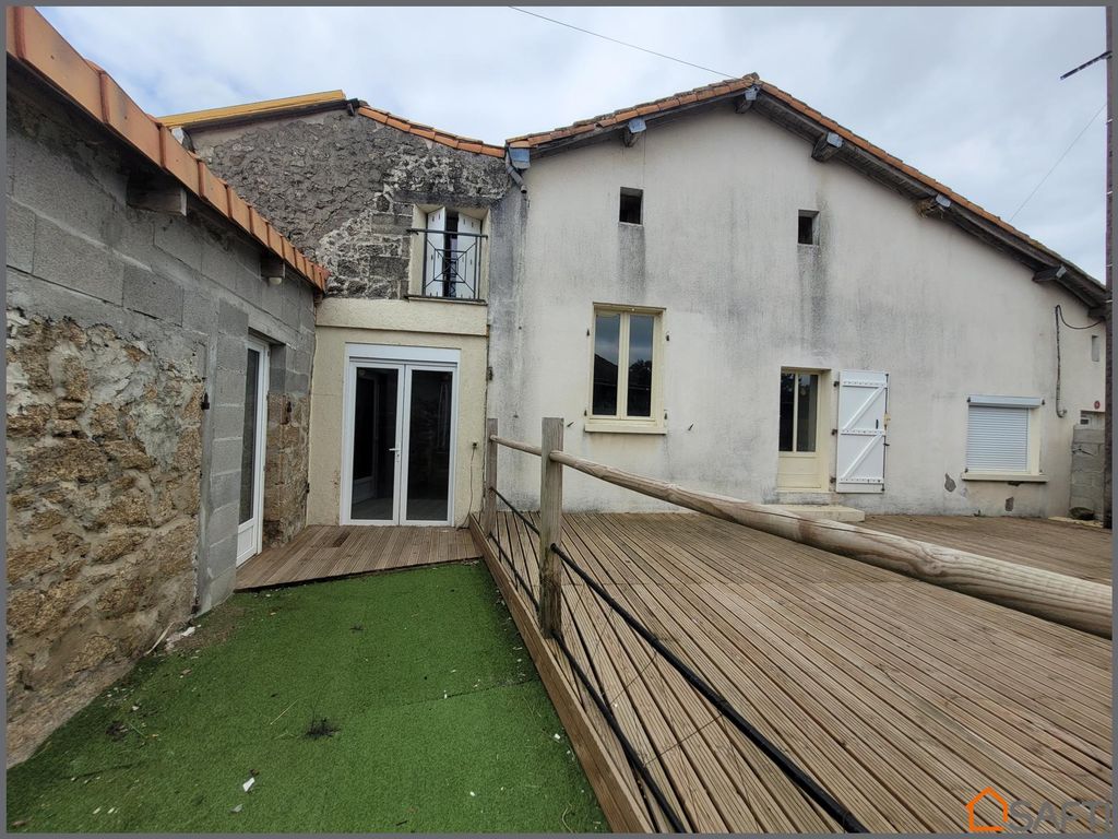 Achat maison à vendre 4 chambres 174 m² - Pougne-Hérisson