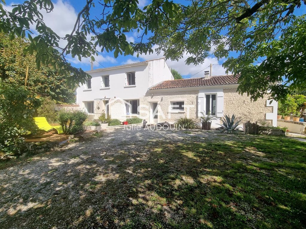 Achat maison à vendre 4 chambres 193 m² - Authon-Ébéon