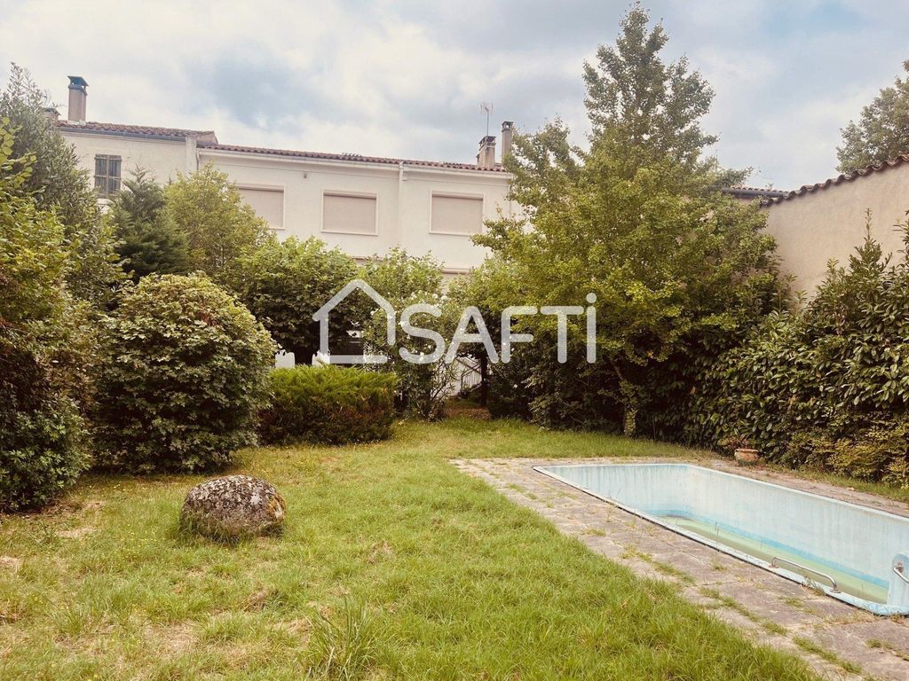 Achat maison à vendre 5 chambres 298 m² - Castres