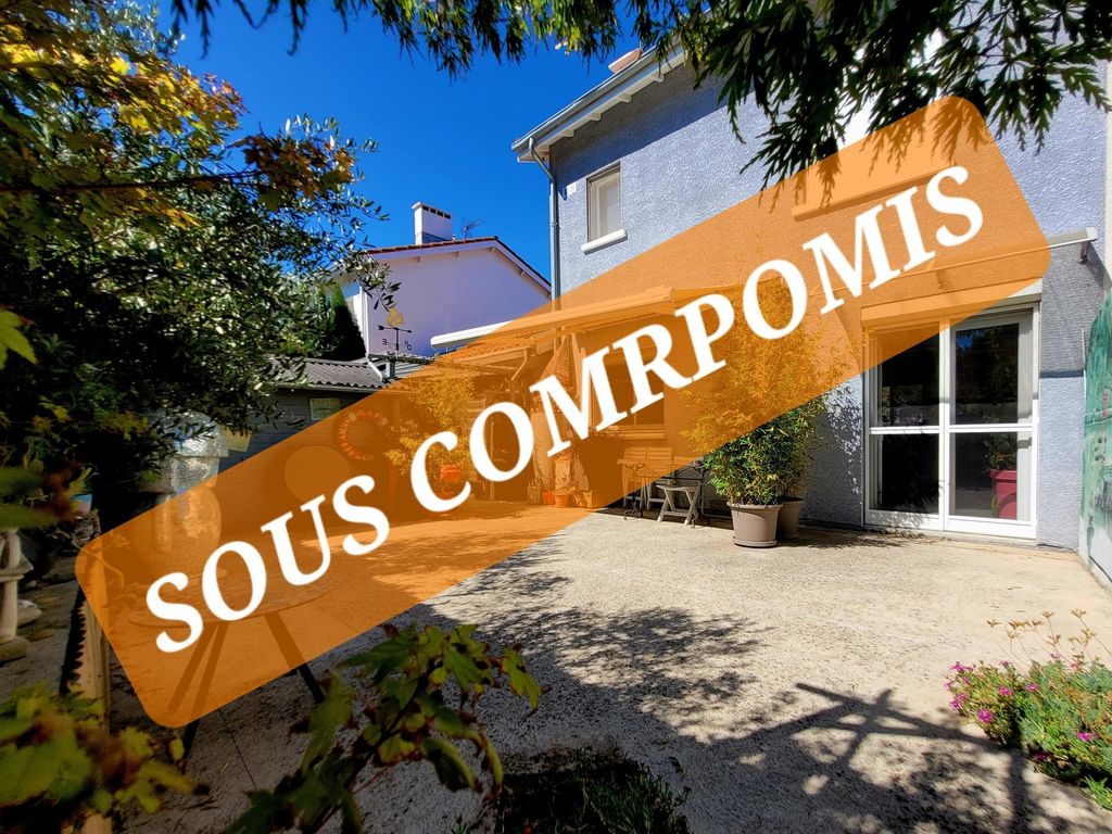 Achat maison à vendre 3 chambres 81 m² - Agde