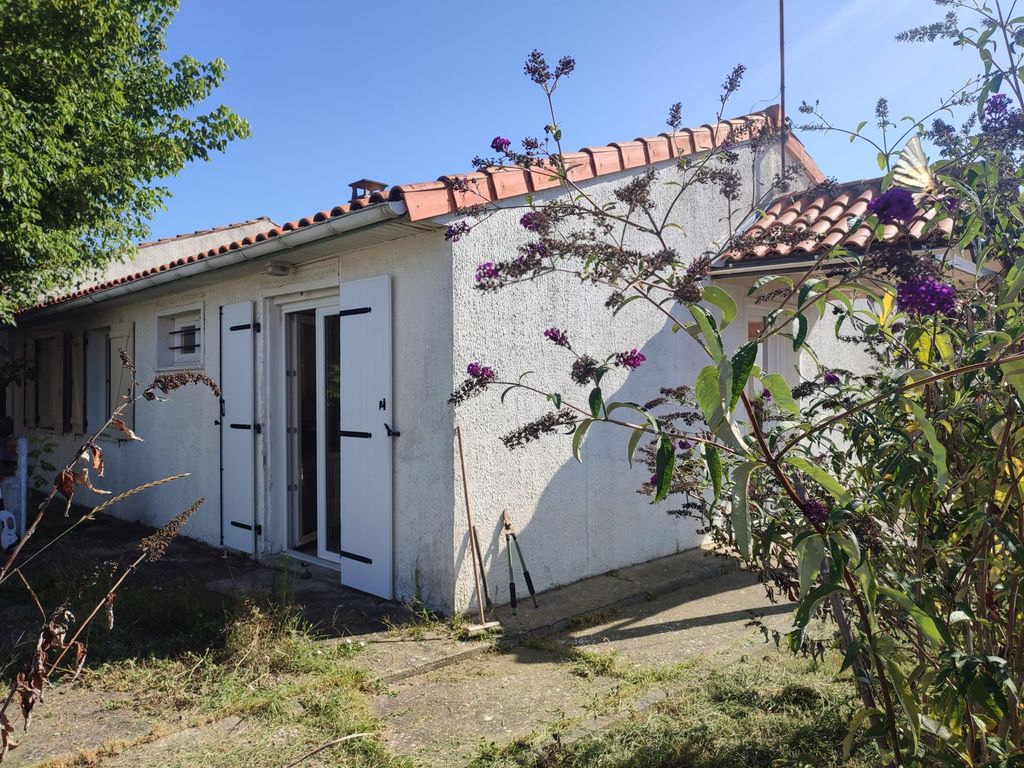 Achat maison à vendre 4 chambres 120 m² - Saint-Xandre