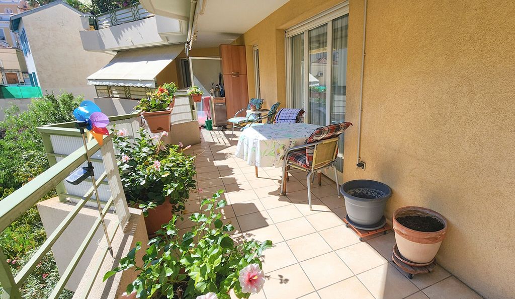 Achat appartement à vendre 5 pièces 100 m² - Nice