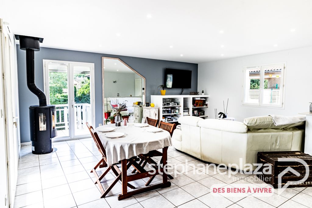 Achat maison à vendre 3 chambres 225 m² - Varambon