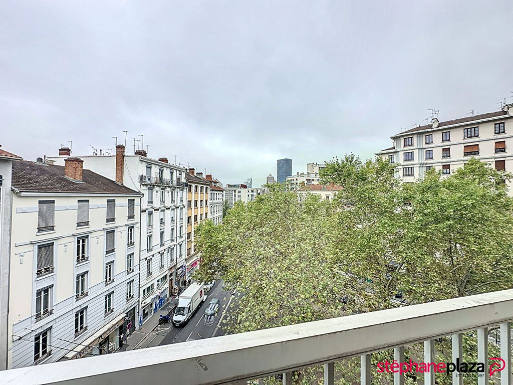 Achat appartement à vendre 2 pièces 61 m² - Lyon 3ème arrondissement