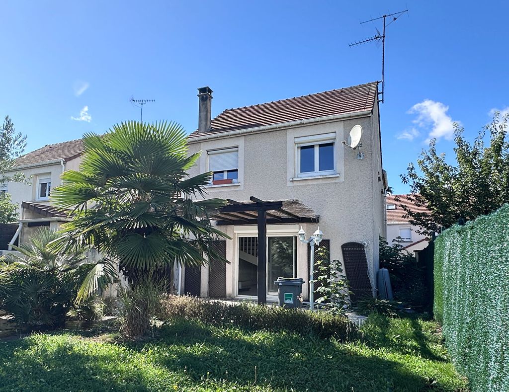 Achat maison à vendre 4 chambres 90 m² - Fontenay-en-Parisis