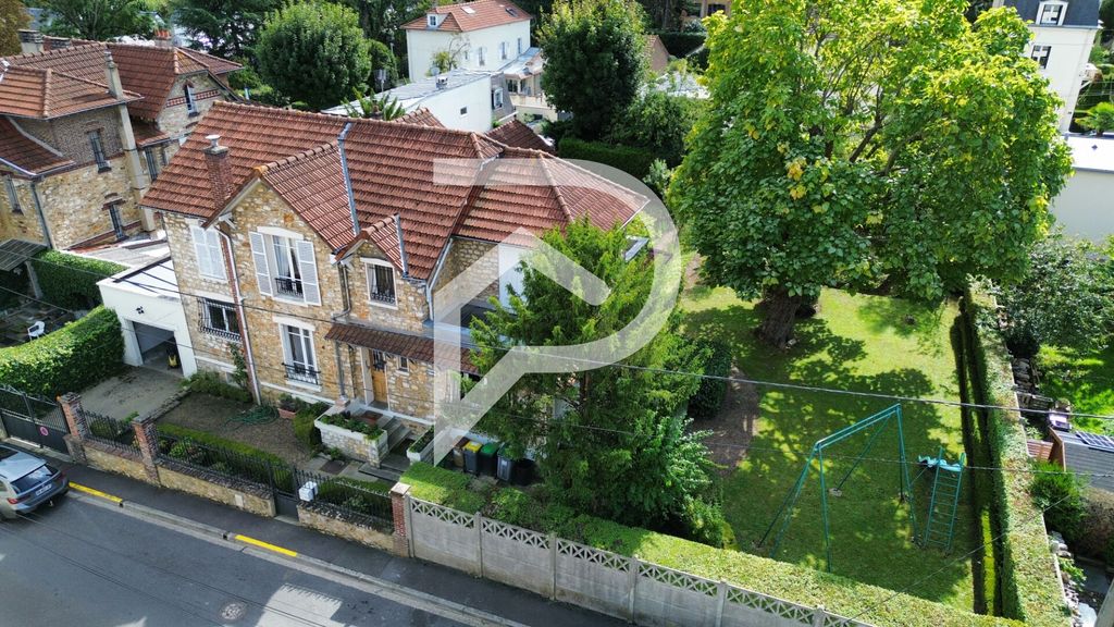 Achat maison à vendre 4 chambres 192 m² - Montlignon